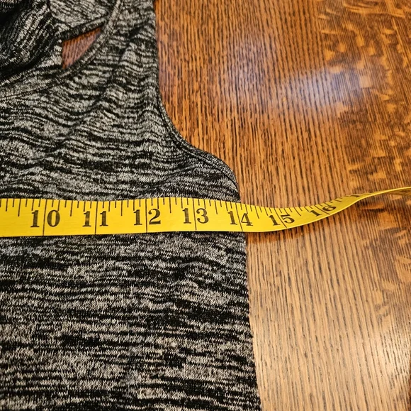 Rag & Bone Jeans Black Heather Twist Back Sleeveless Top - Picture 8 of 9